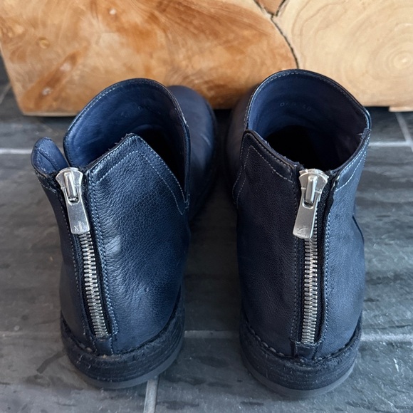 Gorgeous Officine Creative Legrand 049 Ankle boots in navy blue - Picture 4 of 7